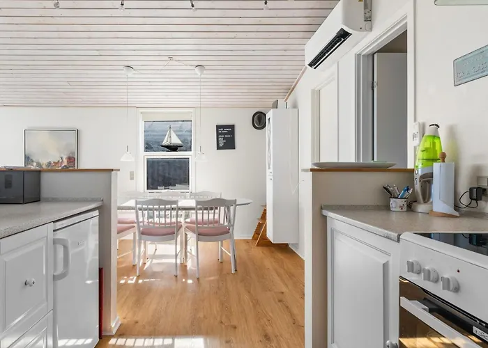 Answald - 10m From The Sea By Interhome *